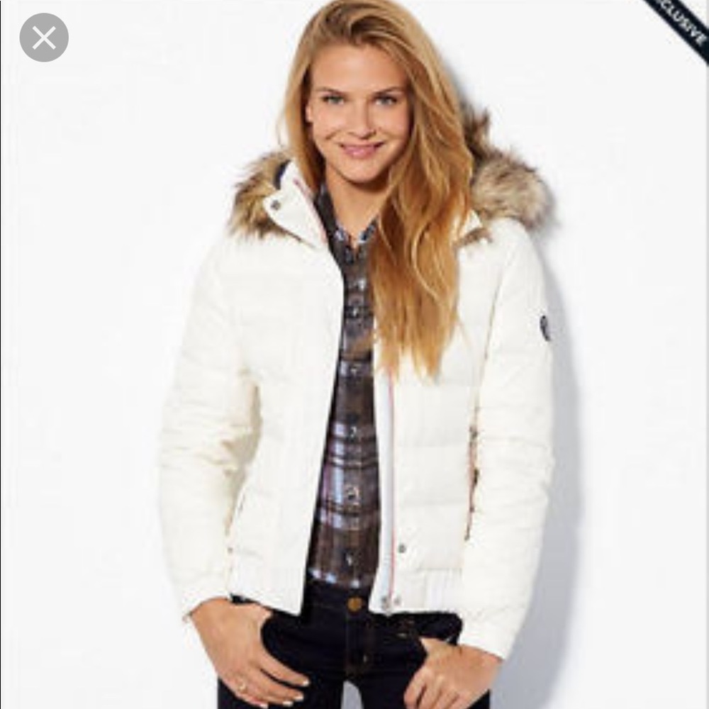 American eagle down hooded puffer coat